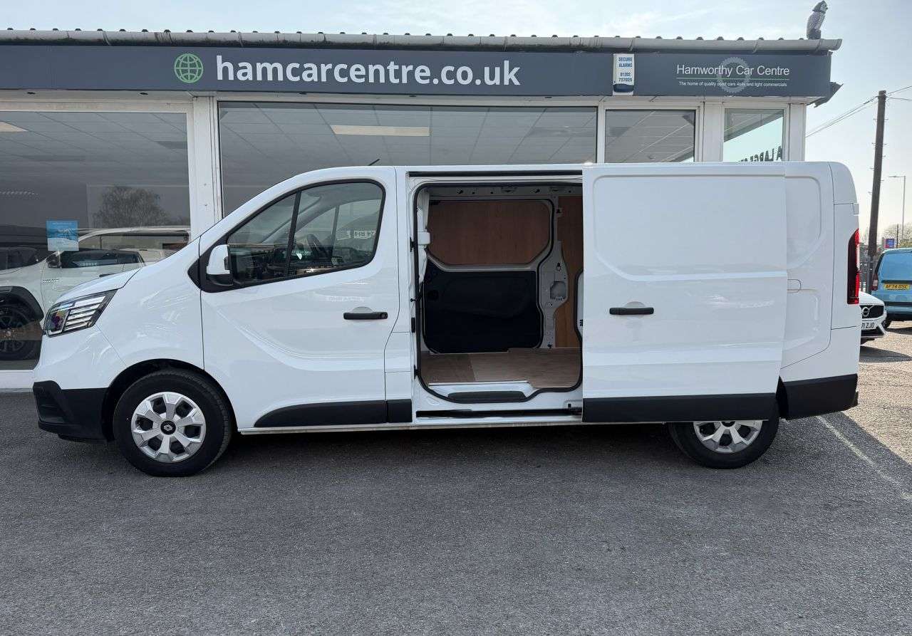2025 RENAULT TRAFIC 2025 RENAULT TRAFIC