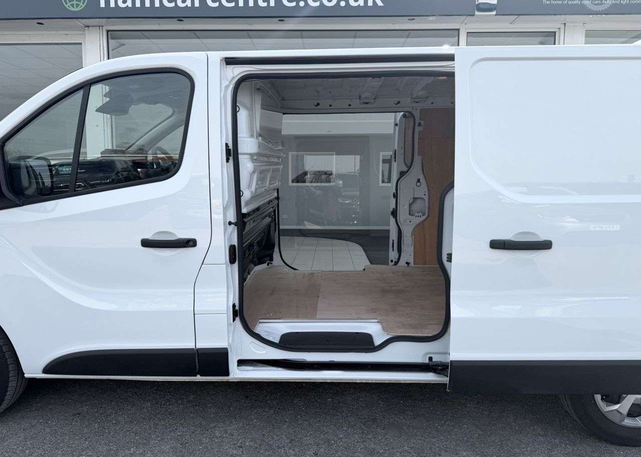 2025 RENAULT TRAFIC 2025 RENAULT TRAFIC