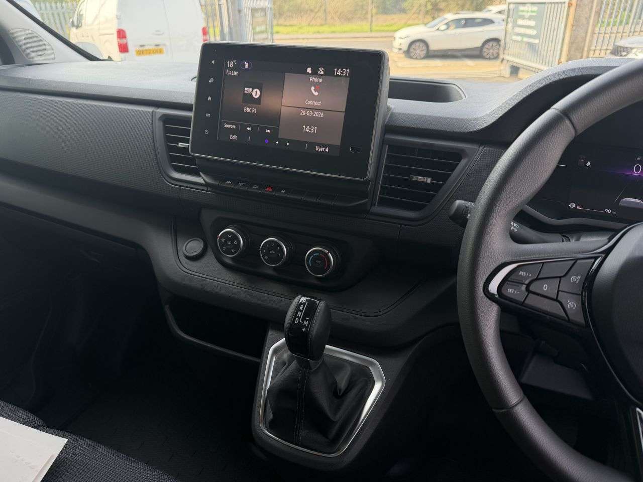 2025 RENAULT TRAFIC 2025 RENAULT TRAFIC