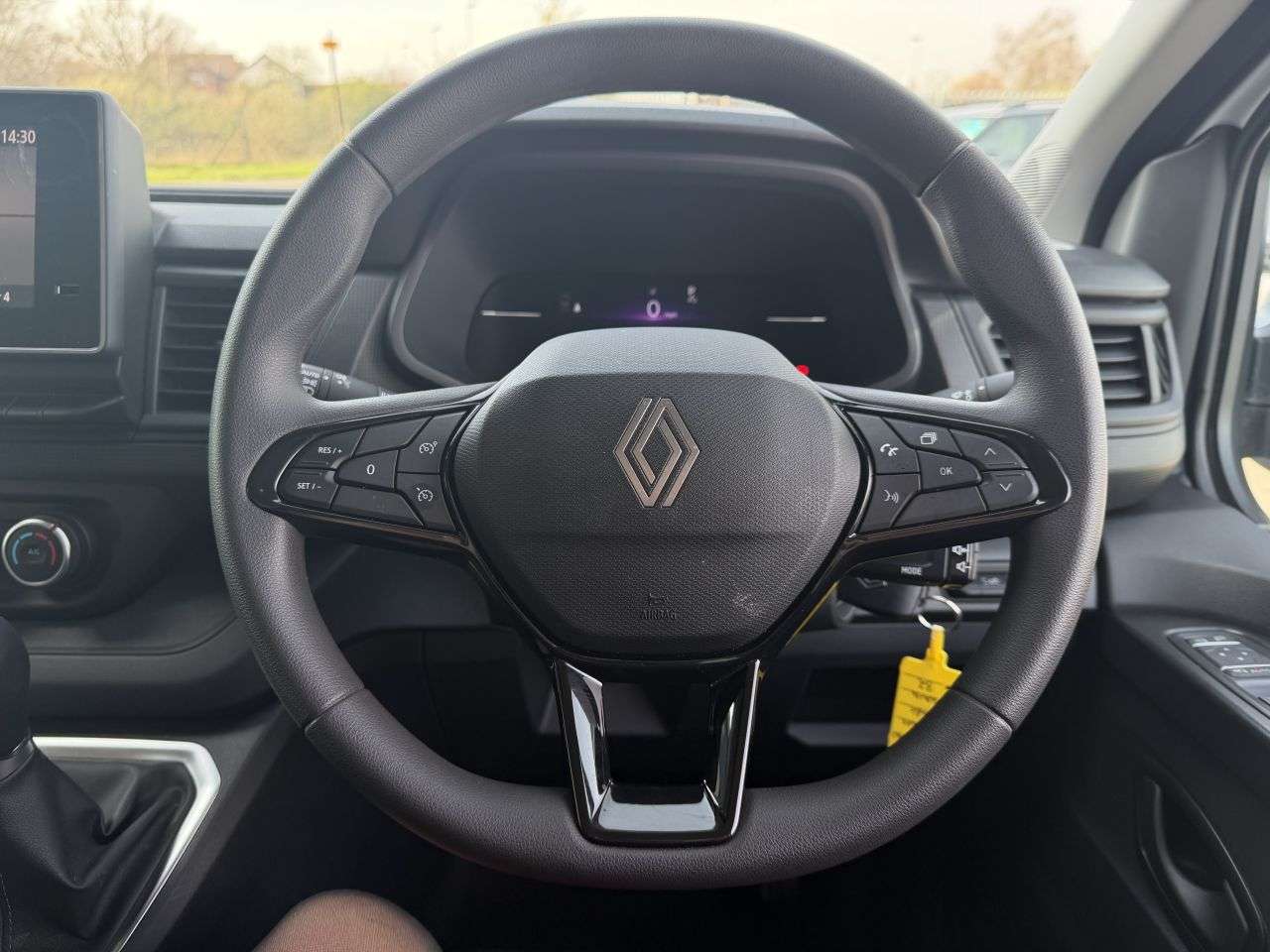 2025 RENAULT TRAFIC 2025 RENAULT TRAFIC