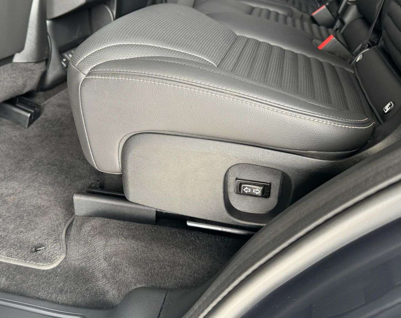 2024 LAND ROVER DISCOVERY 2024 LAND ROVER DISCOVERY