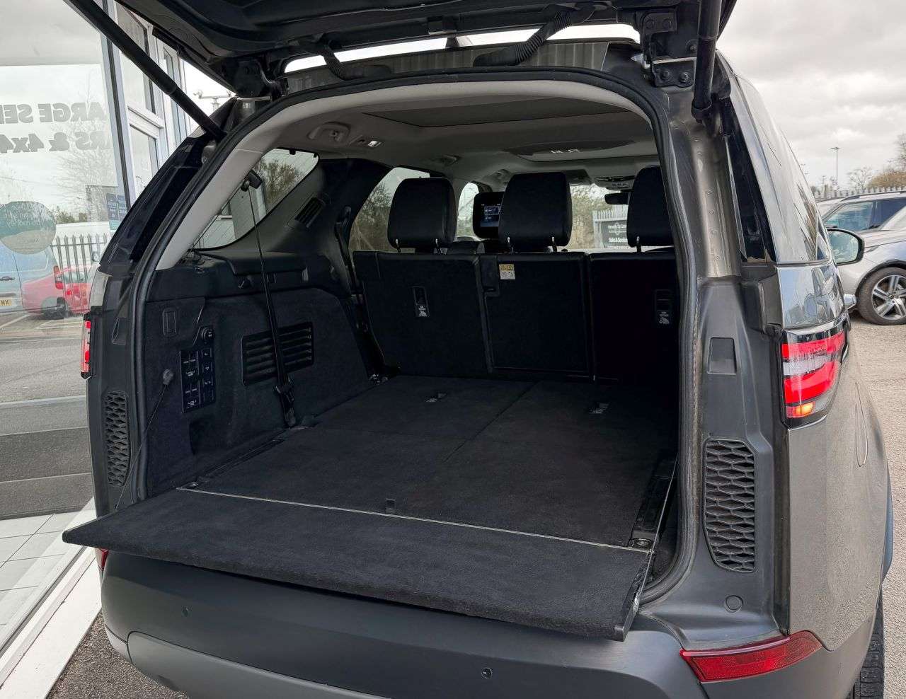 2017 LAND ROVER DISCOVERY 2017 LAND ROVER DISCOVERY