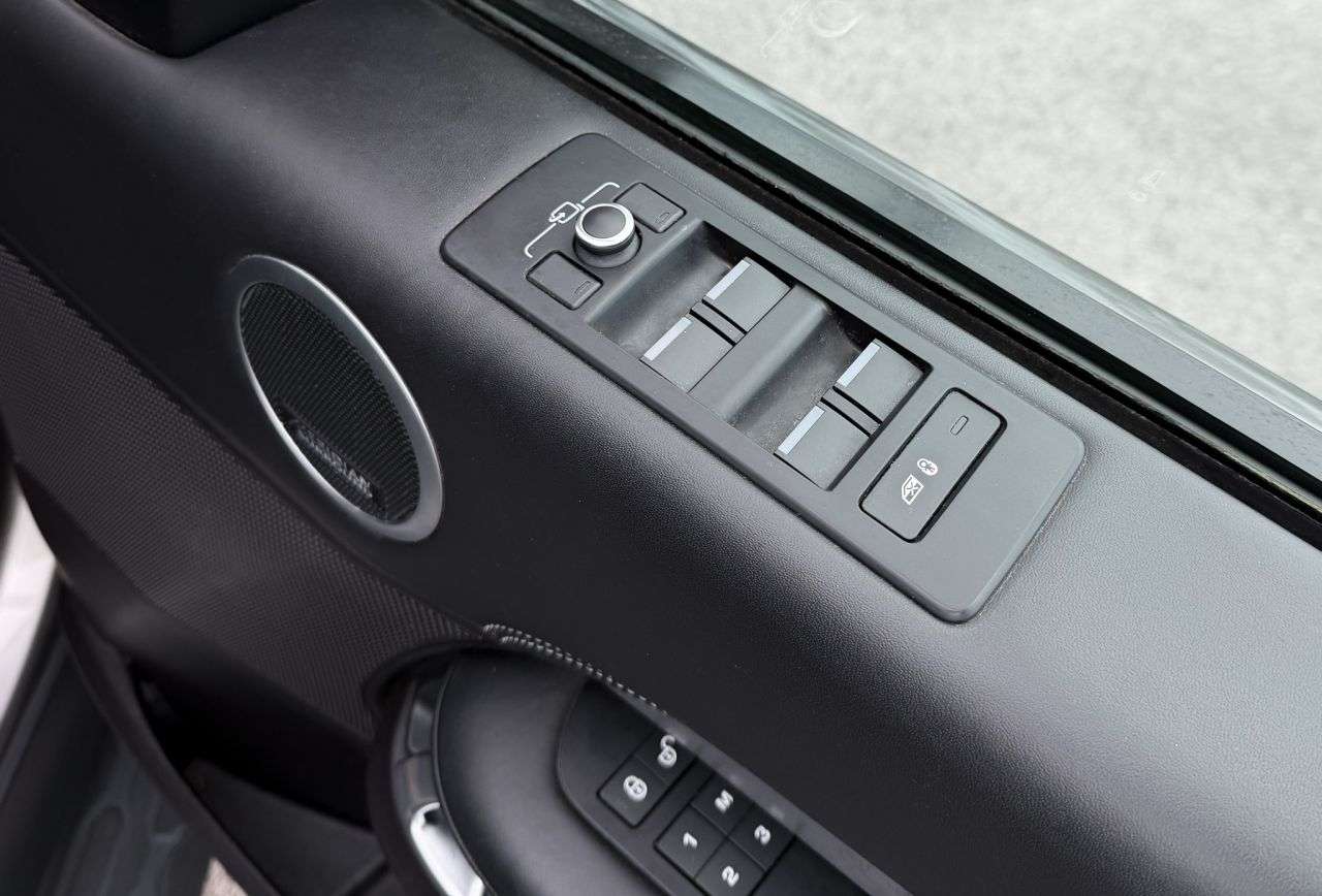 2017 LAND ROVER DISCOVERY 2017 LAND ROVER DISCOVERY