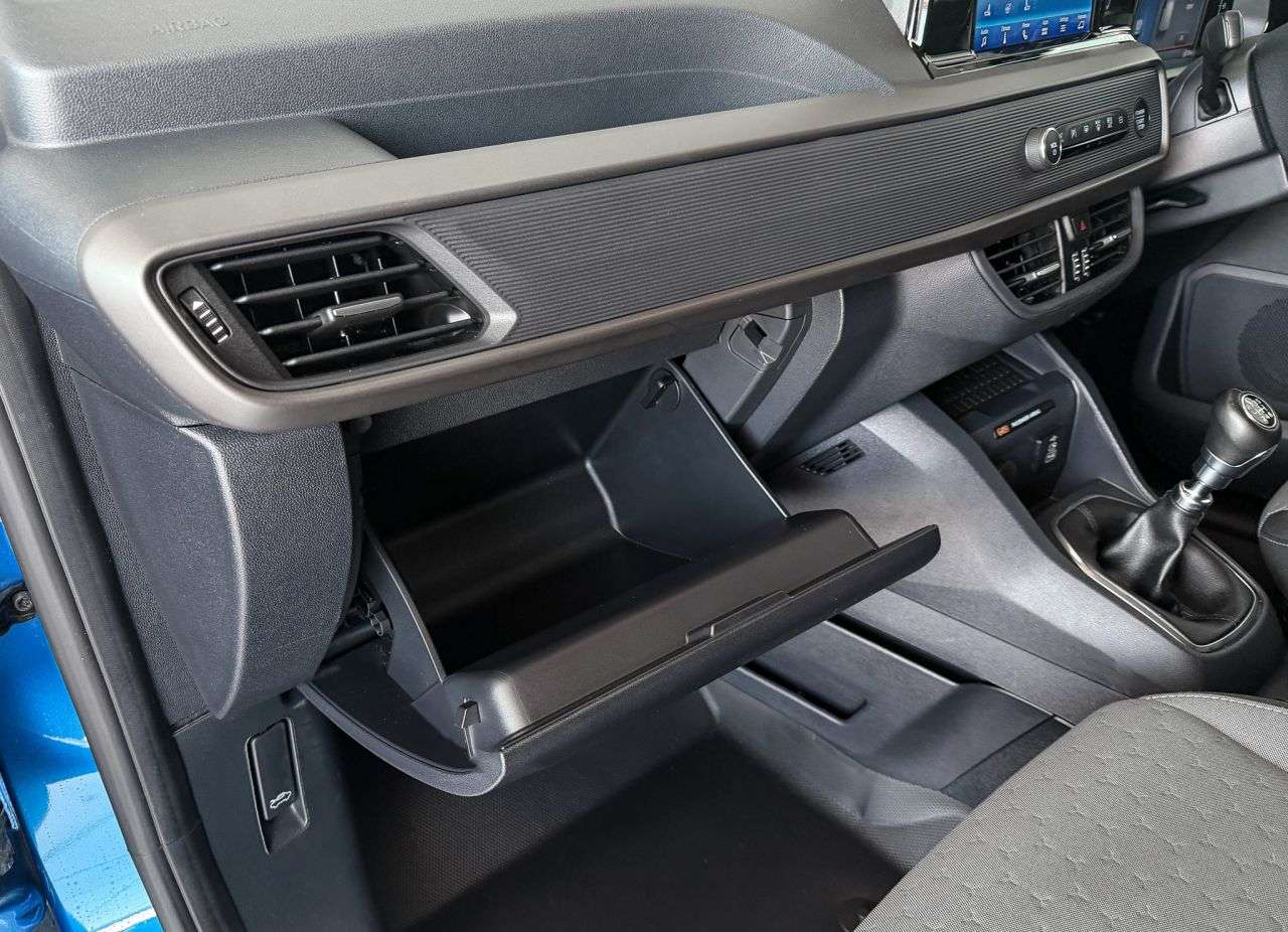 2024 FORD TRANSIT COURIER 2024 FORD TRANSIT COURIER