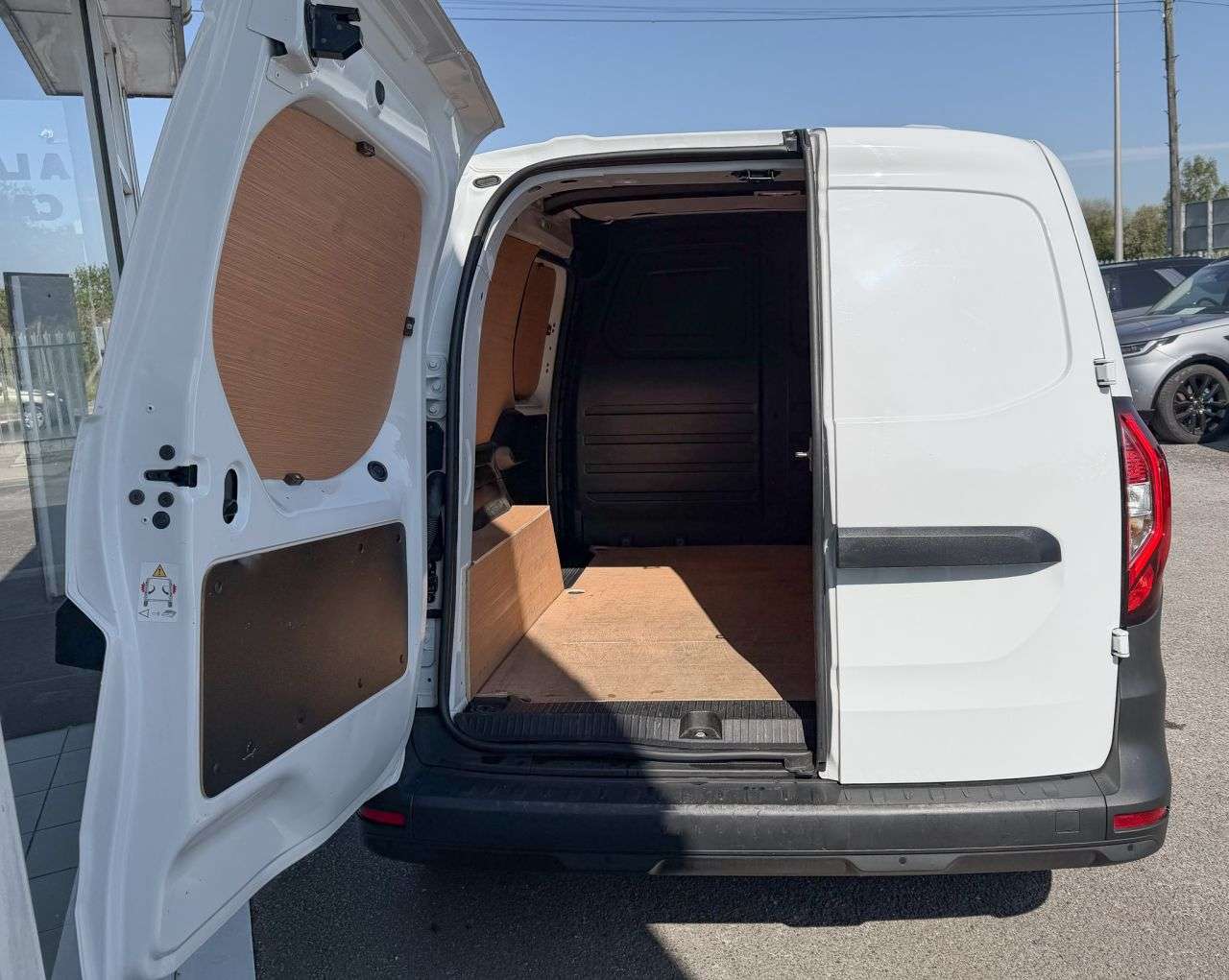 2023 RENAULT KANGOO 2023 RENAULT KANGOO