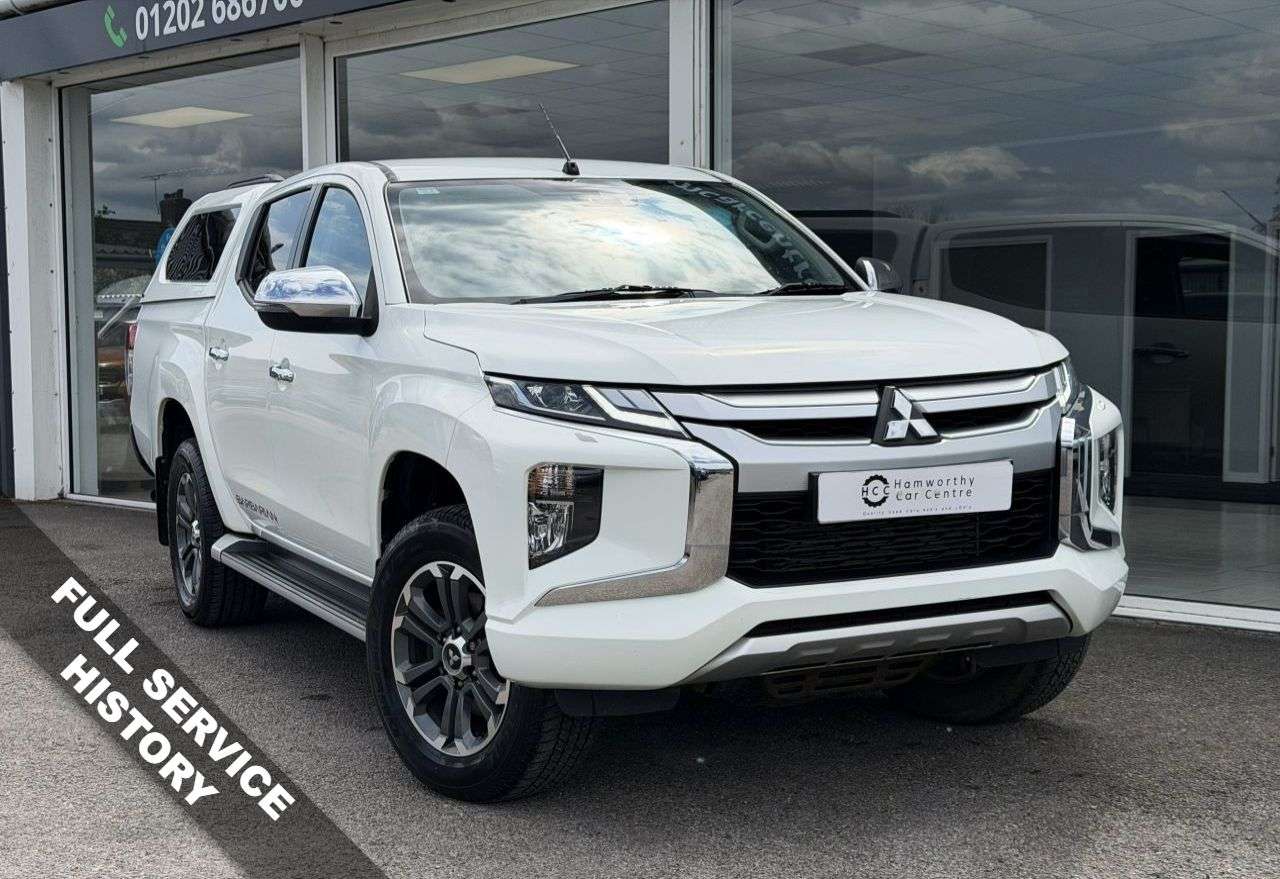 A 2021 MITSUBISHI L200 2.2 DI-D DC Barbarian Pickup Double Cab 4dr Diesel Manual 4WD Euro 6 (s/s) A 2021 MITSUBISHI L200 2.2 DI-D DC Barbarian Pickup Double Cab 4dr Diesel Manual 4WD Euro 6 (s/s)