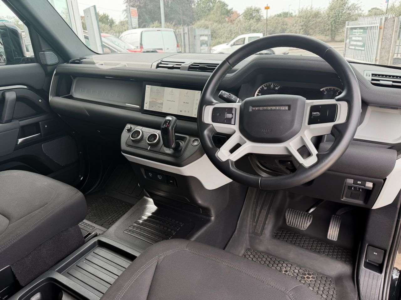 A 2023 LAND ROVER DEFENDER 3.0 D250 MHEV Hard Top SUV 3dr Diesel Auto 4WD SWB Euro 6 (s/s) (250 ps) BI A 2023 LAND ROVER DEFENDER 3.0 D250 MHEV Hard Top SUV 3dr Diesel Auto 4WD SWB Euro 6 (s/s) (250 ps) BI