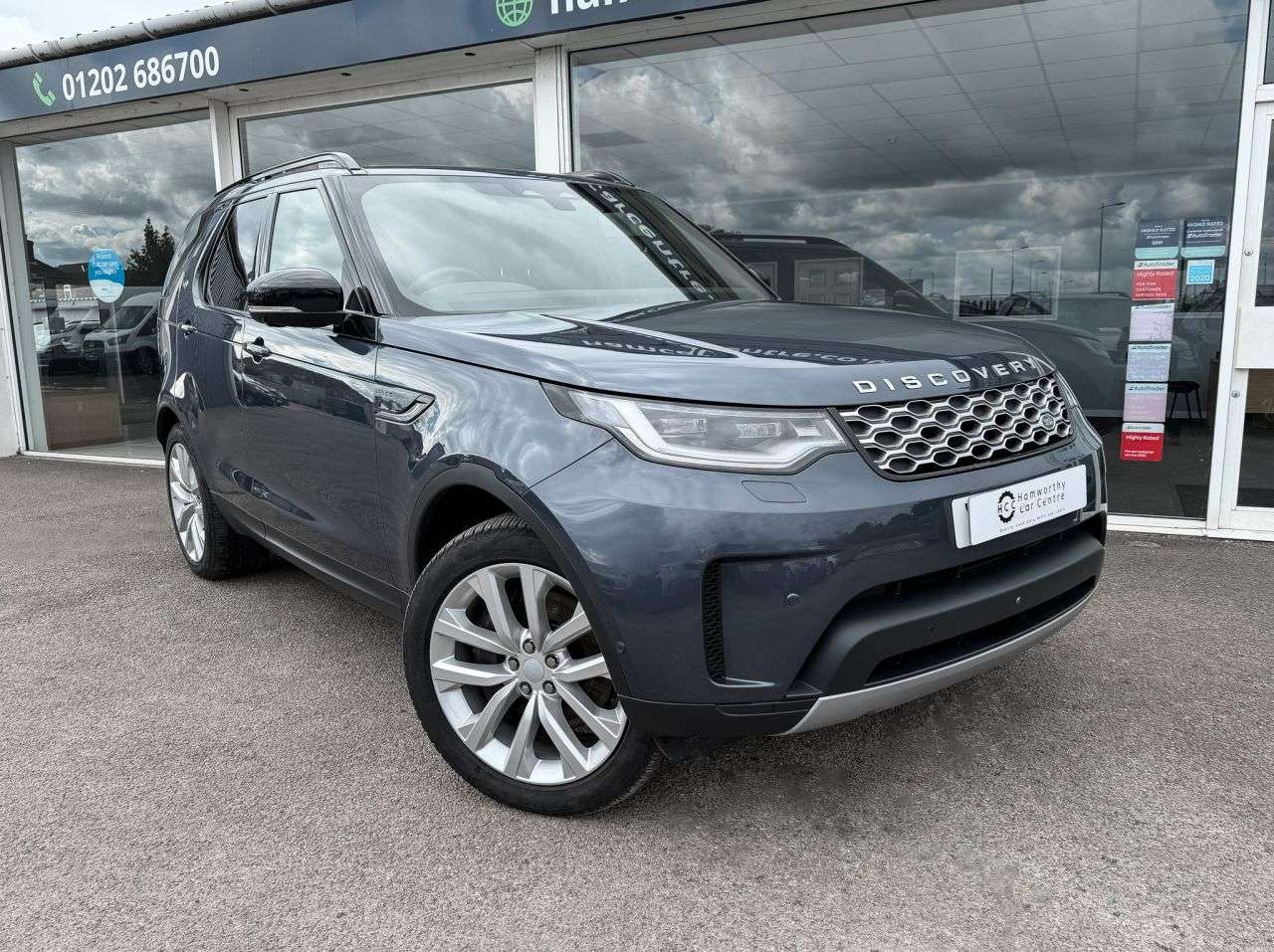 A 2025 LAND ROVER DISCOVERY 3.0 D350 MHEV SE SUV 5dr Diesel Auto 4WD Euro 6 (s/s) (350 ps) AIR SUSPENSI A 2025 LAND ROVER DISCOVERY 3.0 D350 MHEV SE SUV 5dr Diesel Auto 4WD Euro 6 (s/s) (350 ps) AIR SUSPENSI