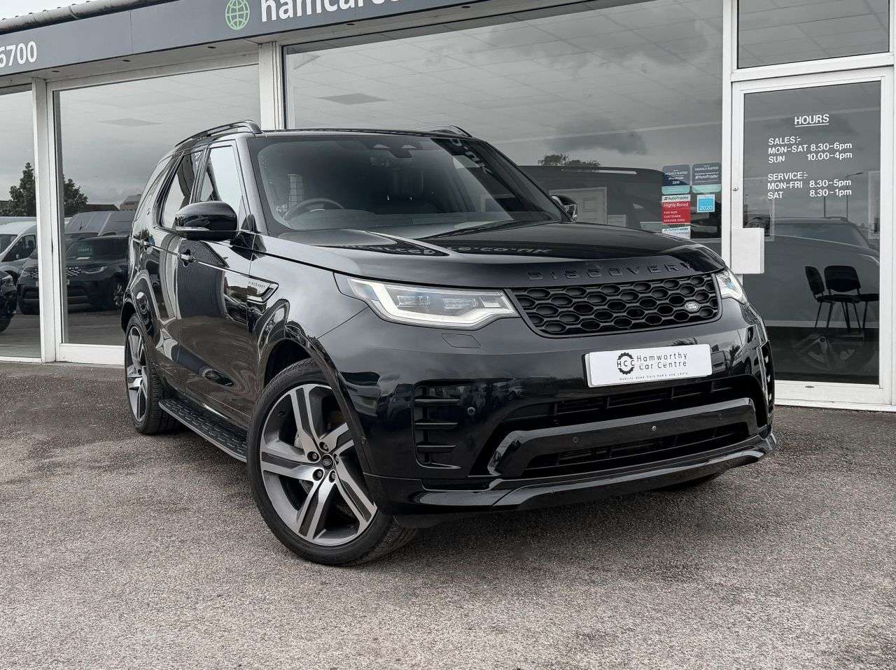 A 2024 LAND ROVER DISCOVERY 3.0 D300 MHEV Dynamic HSE SUV 5dr Diesel Auto 4WD Euro 6 (s/s) (300 ps) WAD A 2024 LAND ROVER DISCOVERY 3.0 D300 MHEV Dynamic HSE SUV 5dr Diesel Auto 4WD Euro 6 (s/s) (300 ps) WAD