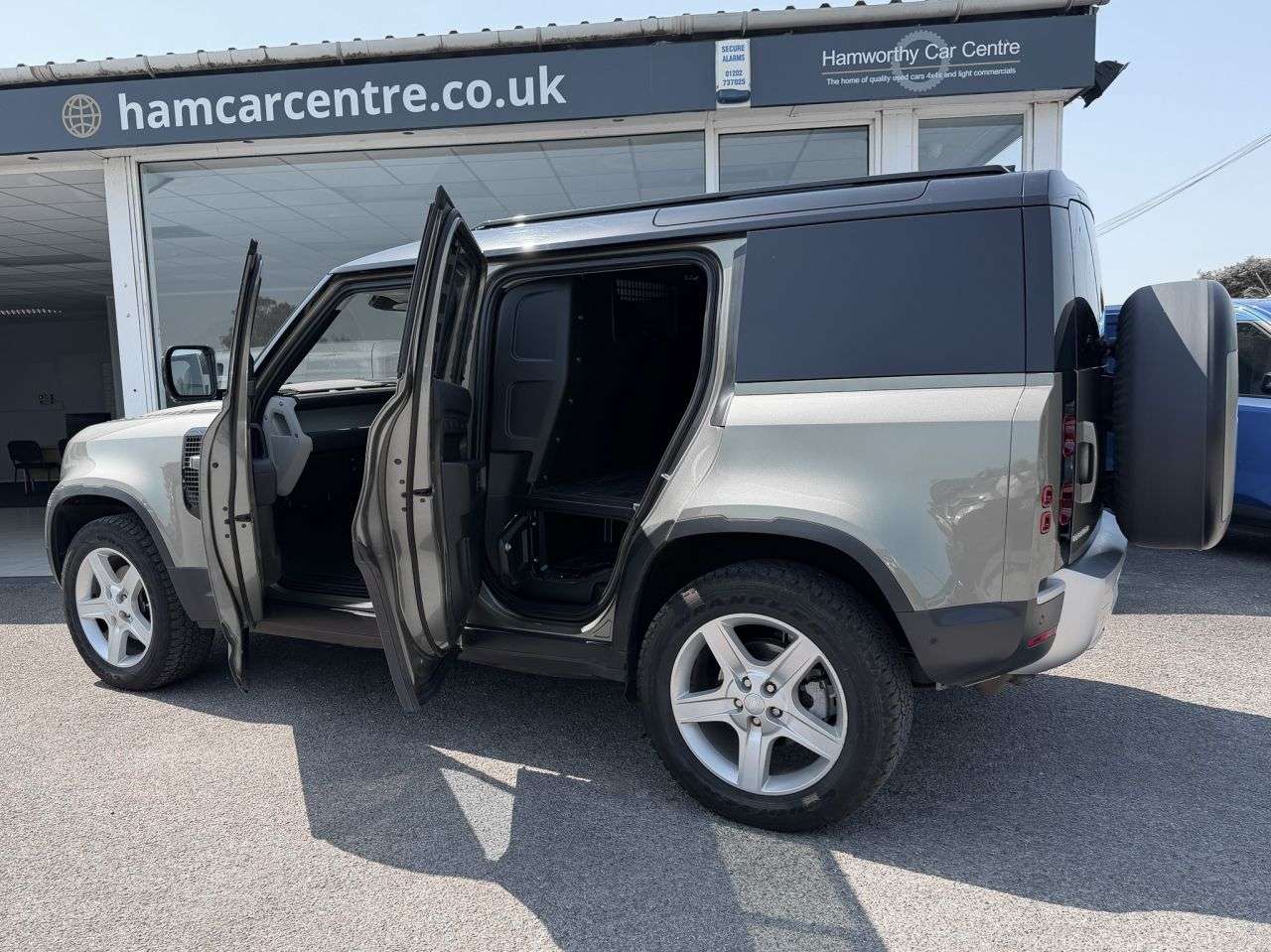 2021 LAND ROVER DEFENDER 110 2021 LAND ROVER DEFENDER 110