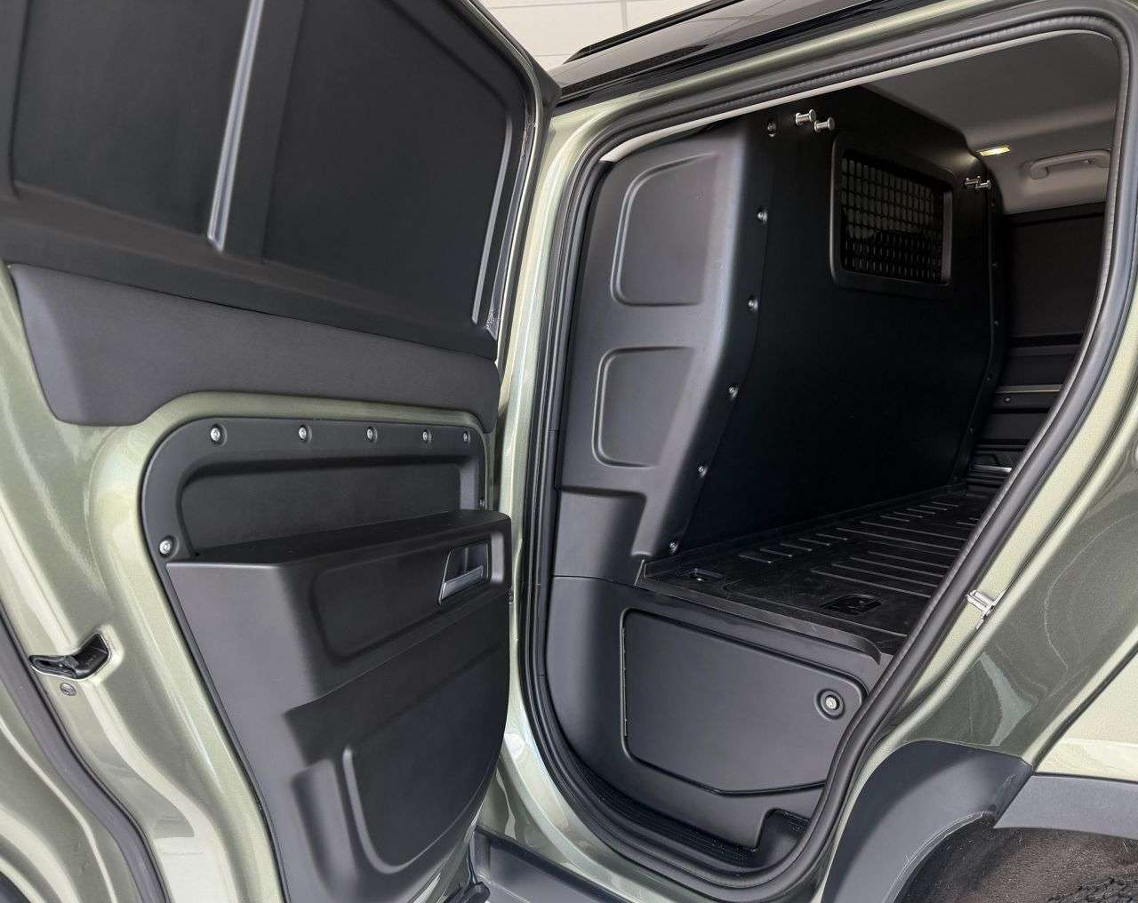 2021 LAND ROVER DEFENDER 2021 LAND ROVER DEFENDER