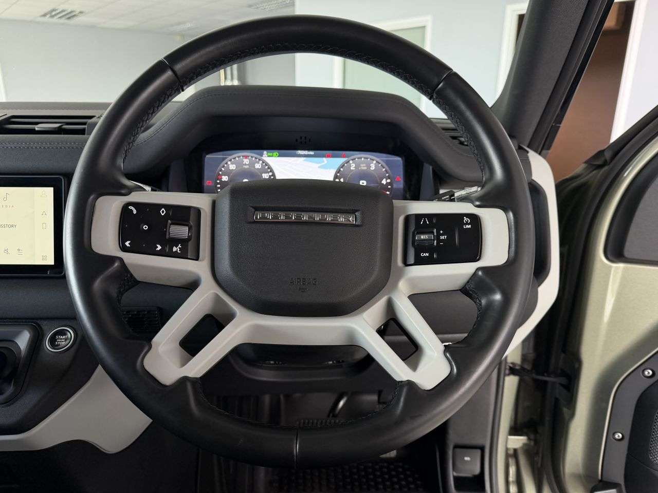 2021 LAND ROVER DEFENDER 2021 LAND ROVER DEFENDER