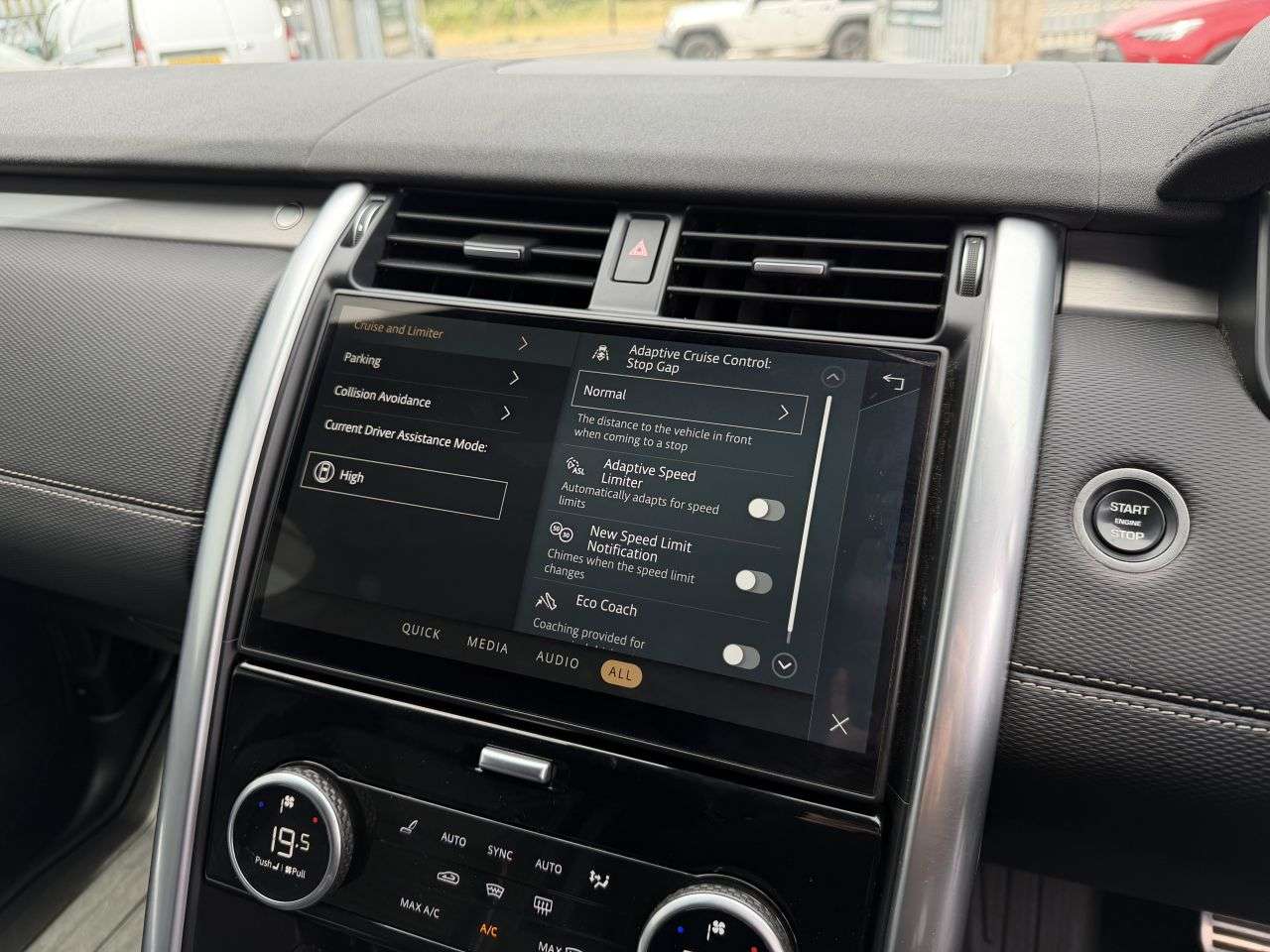 2024 LAND ROVER DISCOVERY 2024 LAND ROVER DISCOVERY