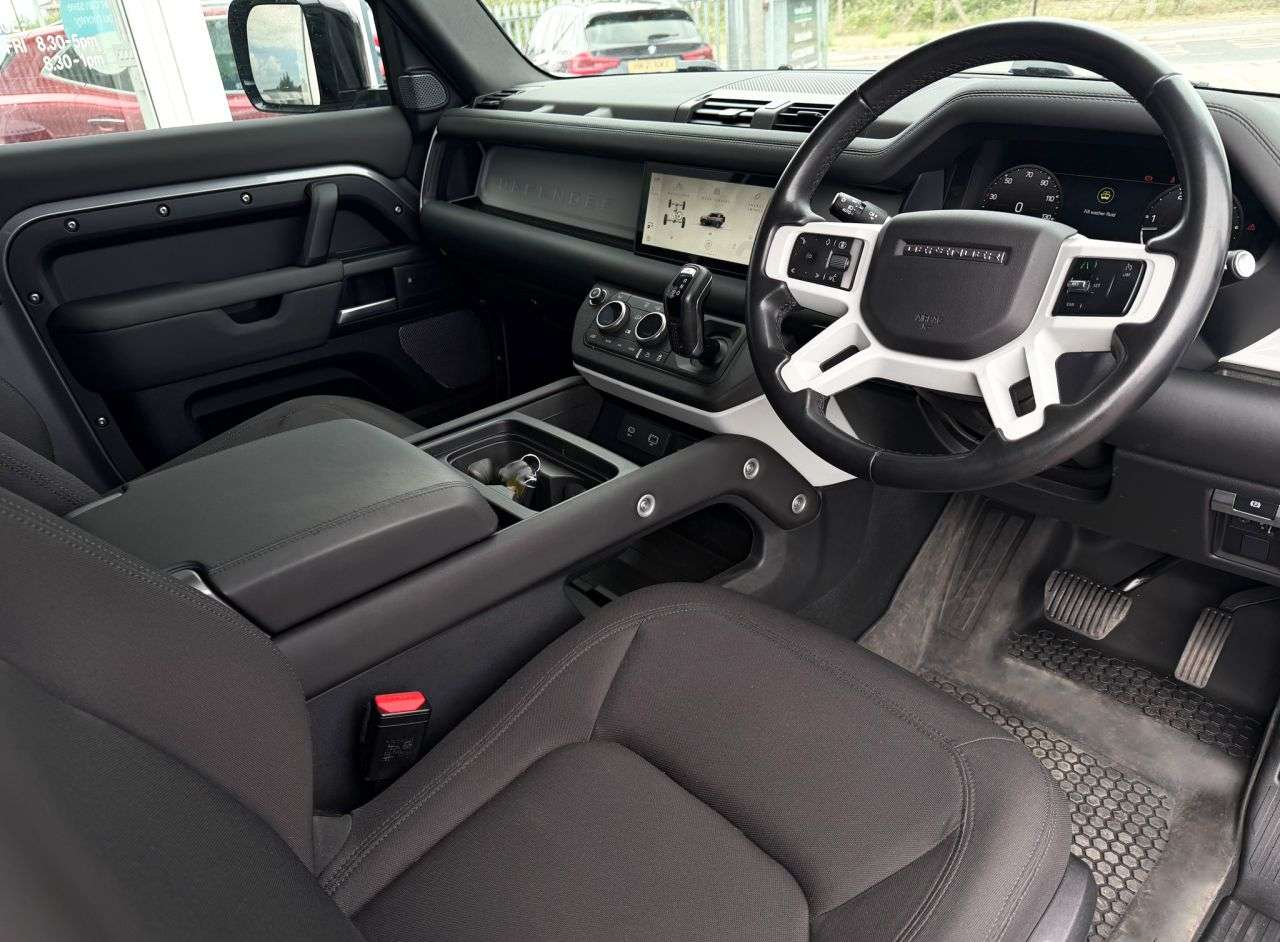 A 2023 LAND ROVER DEFENDER 3.0 D250 MHEV Hard Top SUV 3dr Diesel Auto 4WD SWB Euro 6 (s/s) (250 ps) 36 A 2023 LAND ROVER DEFENDER 3.0 D250 MHEV Hard Top SUV 3dr Diesel Auto 4WD SWB Euro 6 (s/s) (250 ps) 36