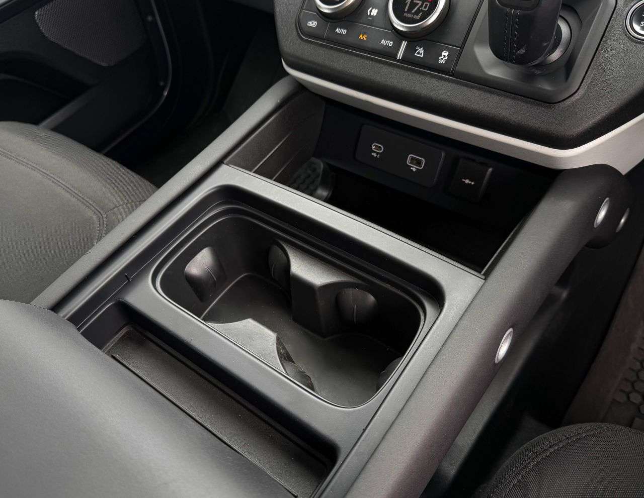 2023 LAND ROVER DEFENDER 2023 LAND ROVER DEFENDER