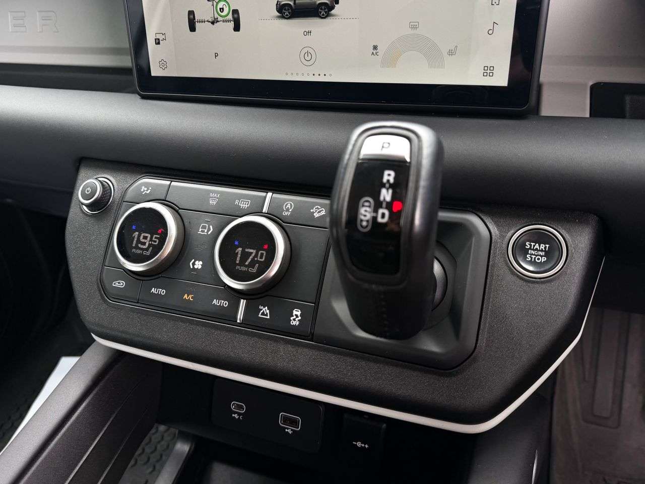 2023 LAND ROVER DEFENDER 2023 LAND ROVER DEFENDER