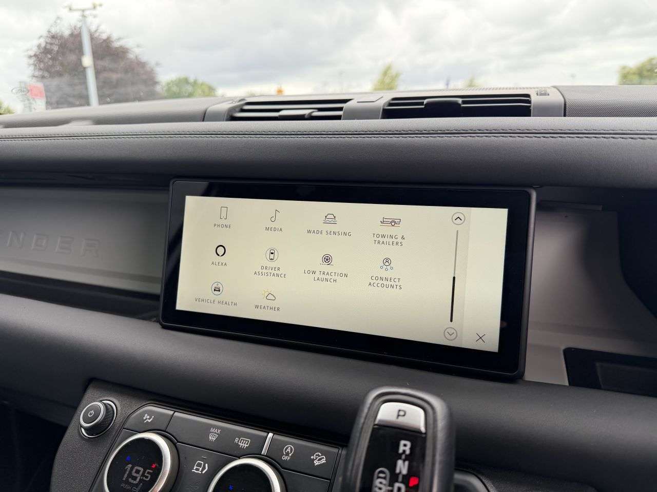 2023 LAND ROVER DEFENDER 2023 LAND ROVER DEFENDER