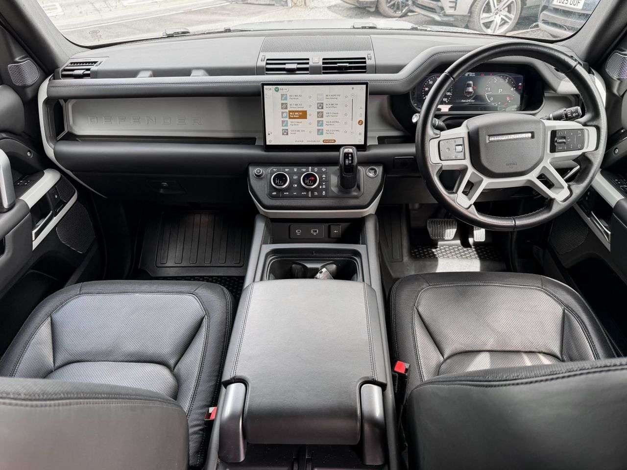 2023 LAND ROVER DEFENDER 110 2023 LAND ROVER DEFENDER 110