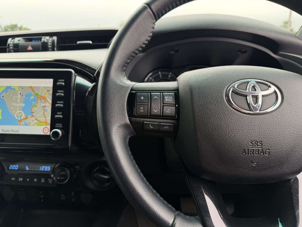 2024 TOYOTA HILUX 2024 TOYOTA HILUX