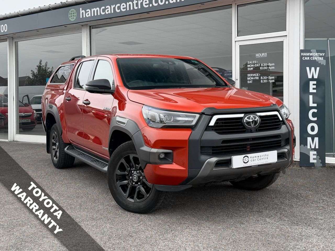A 2024 TOYOTA HILUX 2.8 D-4D Invincible X DCB NO VAT Auto 4WD (204 ps) FULL TOYOTA SERVICE HIST A 2024 TOYOTA HILUX 2.8 D-4D Invincible X DCB NO VAT Auto 4WD (204 ps) FULL TOYOTA SERVICE HIST