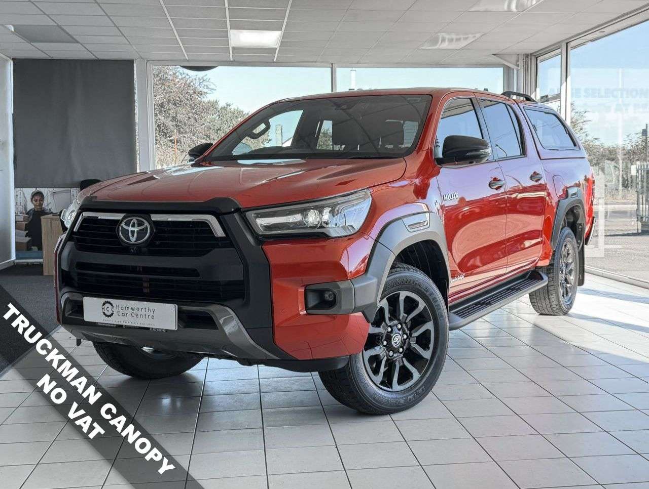 A 2024 TOYOTA HILUX 2.8 D-4D Invincible X DCB NO VAT Auto 4WD (204 ps) NO VAT FULL TOYOTA SERVI A 2024 TOYOTA HILUX 2.8 D-4D Invincible X DCB NO VAT Auto 4WD (204 ps) NO VAT FULL TOYOTA SERVI