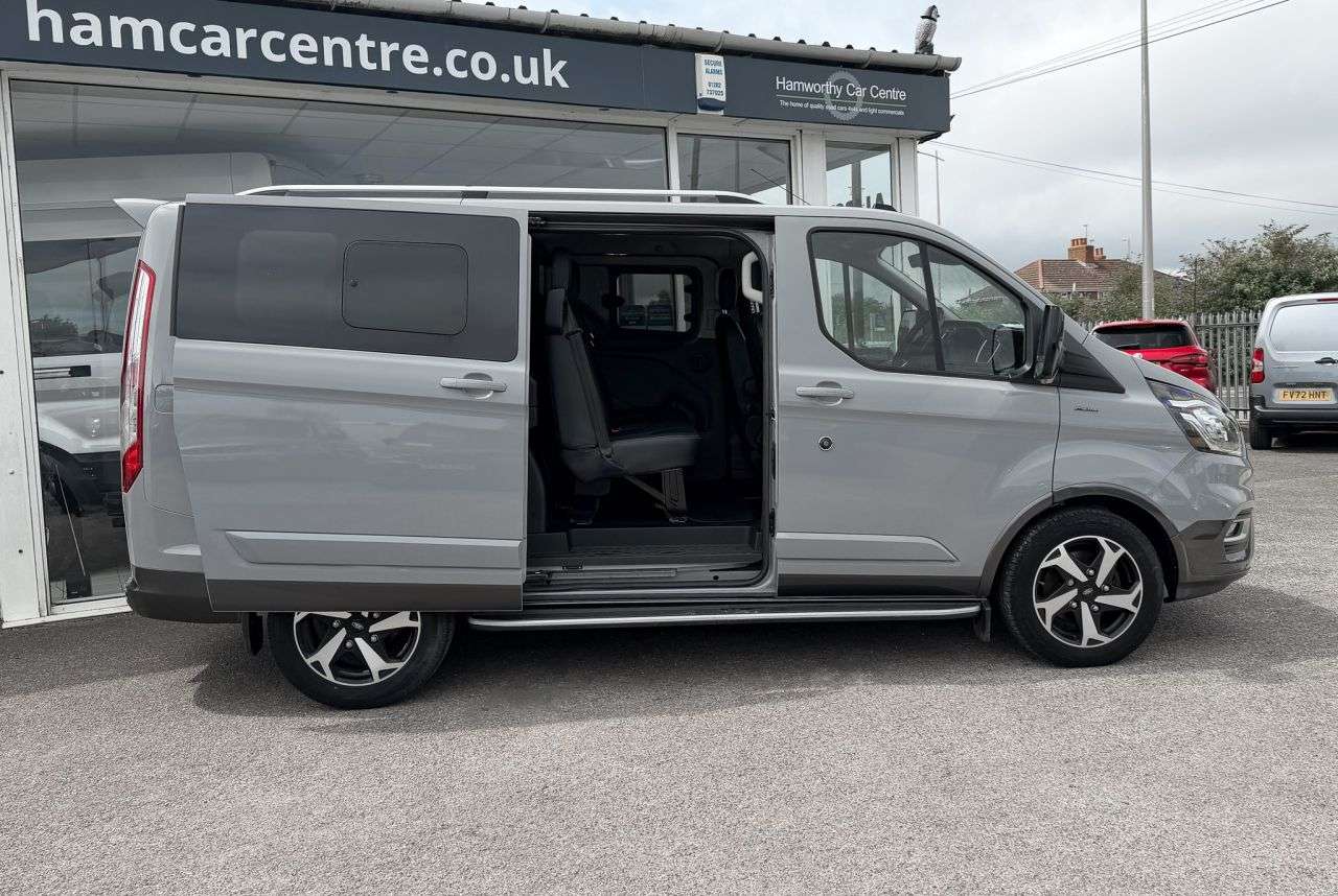 A 2023 FORD TRANSIT CUSTOM 2.0 320 EcoBlue Active Crew Van Double Cab 5dr Diesel Manual L1 H1 Euro 6 ( A 2023 FORD TRANSIT CUSTOM 2.0 320 EcoBlue Active Crew Van Double Cab 5dr Diesel Manual L1 H1 Euro 6 (