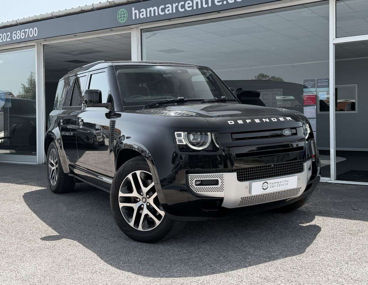 A 2022 LAND ROVER DEFENDER 110 3.0 D250 MHEV XS Edition 7 SEATS Auto 4WD Euro 6 (250 ps) ADAPTIVE CRUISE+E A 2022 LAND ROVER DEFENDER 110 3.0 D250 MHEV XS Edition 7 SEATS Auto 4WD Euro 6 (250 ps) ADAPTIVE CRUISE+E