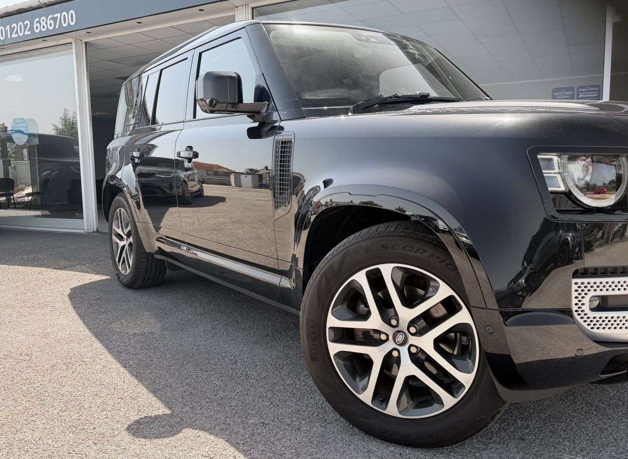 2022 LAND ROVER DEFENDER 110 2022 LAND ROVER DEFENDER 110