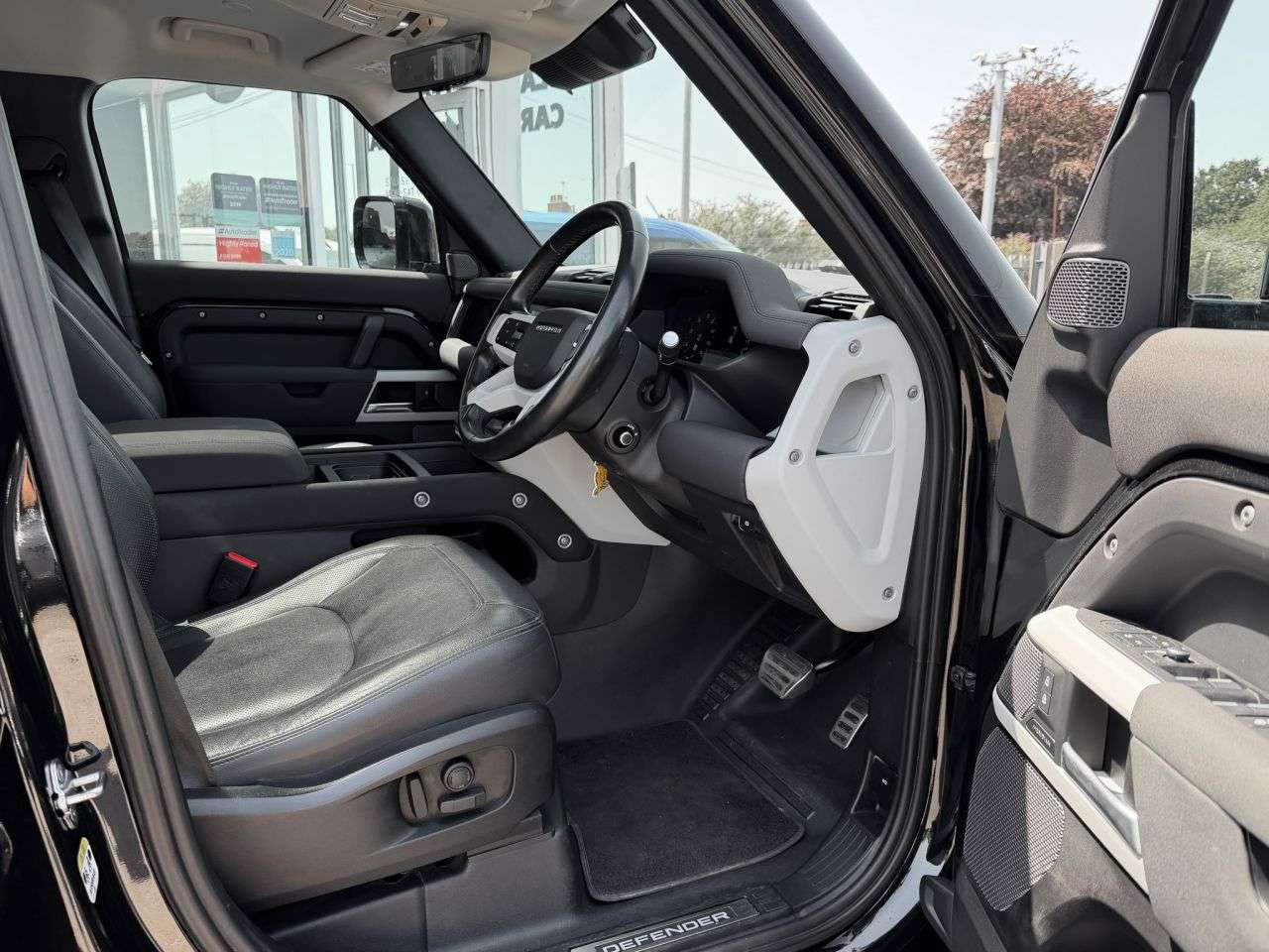 2022 LAND ROVER DEFENDER 110 2022 LAND ROVER DEFENDER 110