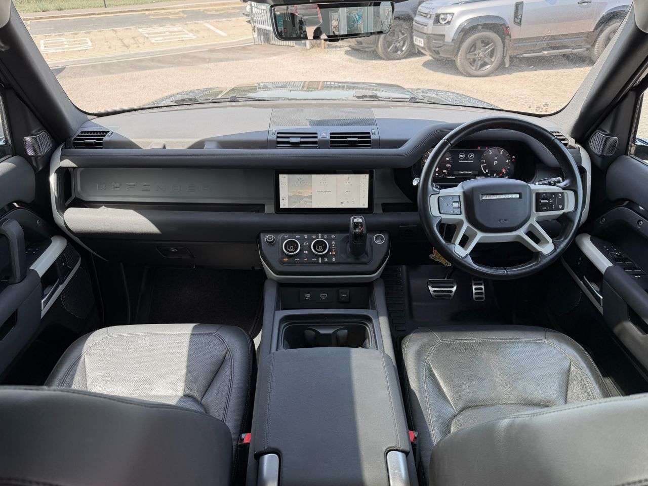 2022 LAND ROVER DEFENDER 110 2022 LAND ROVER DEFENDER 110
