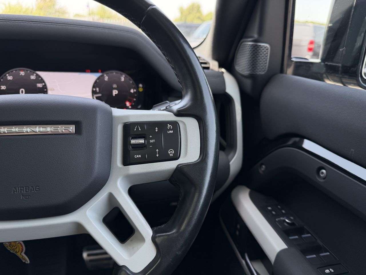 2022 LAND ROVER DEFENDER 110 2022 LAND ROVER DEFENDER 110