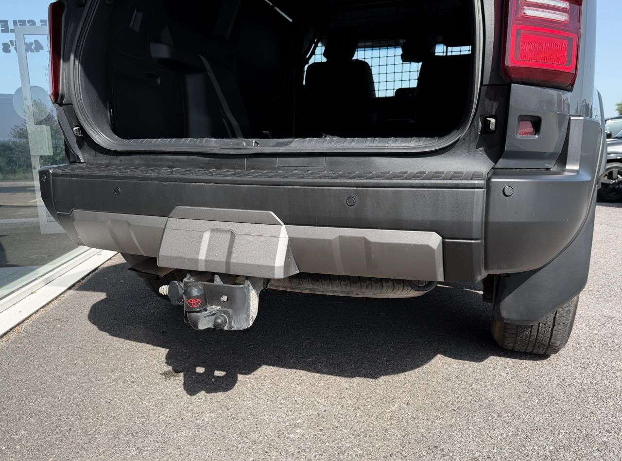 2025 TOYOTA LAND CRUISER 2025 TOYOTA LAND CRUISER