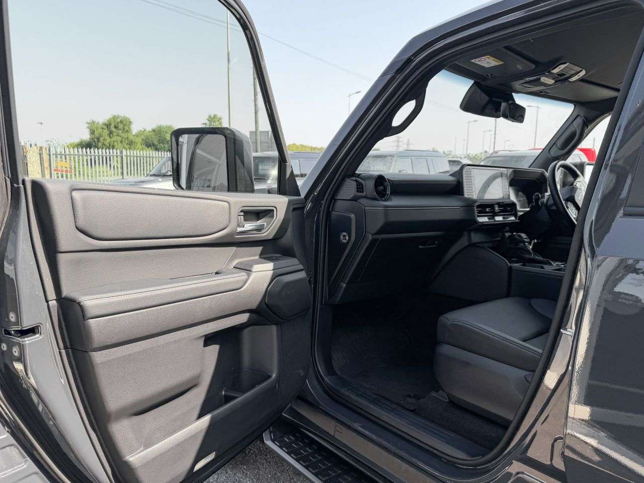 2025 TOYOTA LAND CRUISER 2025 TOYOTA LAND CRUISER