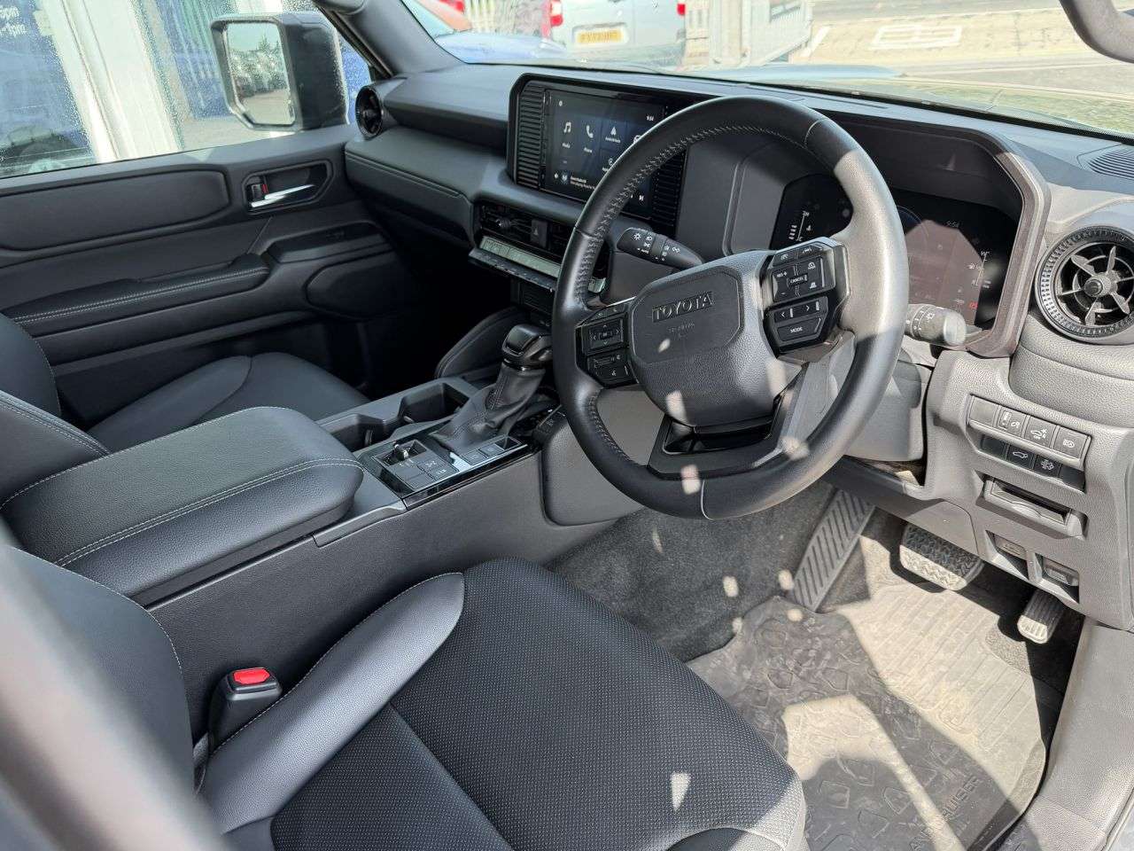 2025 TOYOTA LAND CRUISER 2025 TOYOTA LAND CRUISER