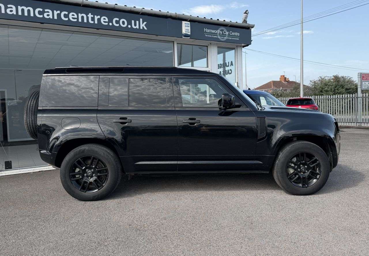 2023 LAND ROVER DEFENDER 110 2023 LAND ROVER DEFENDER 110