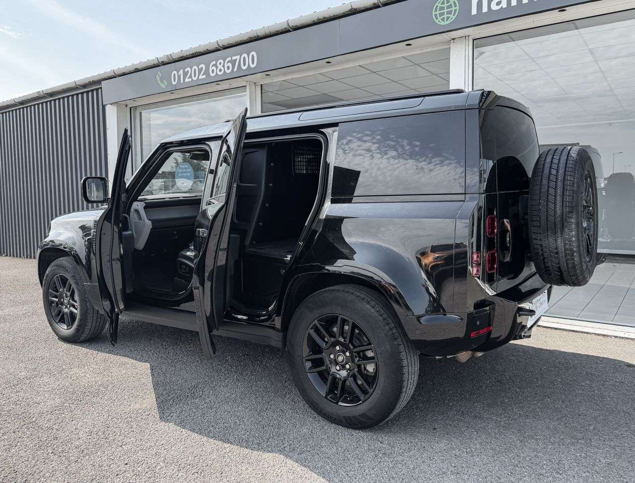 2023 LAND ROVER DEFENDER 110 2023 LAND ROVER DEFENDER 110