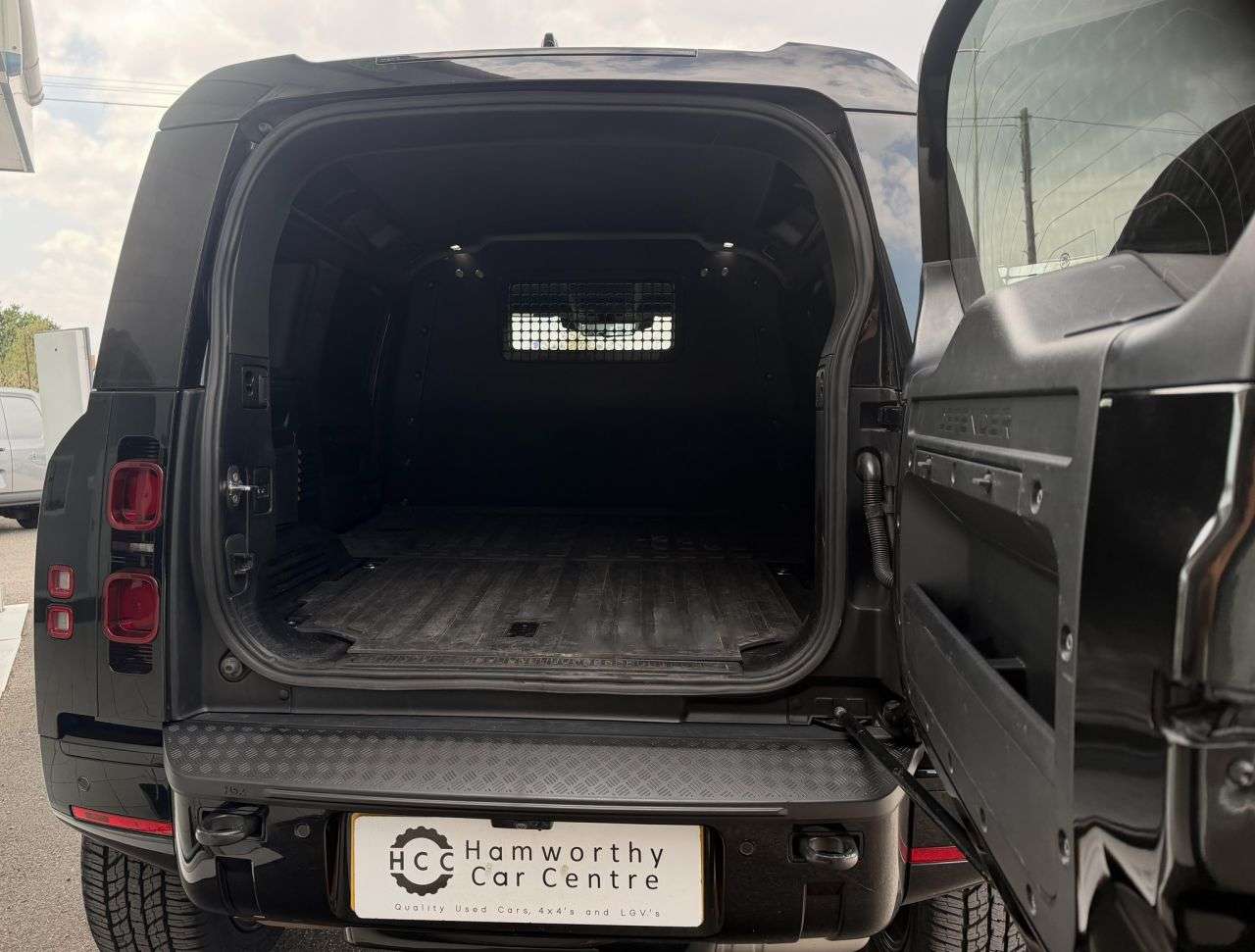 2023 LAND ROVER DEFENDER 110 2023 LAND ROVER DEFENDER 110