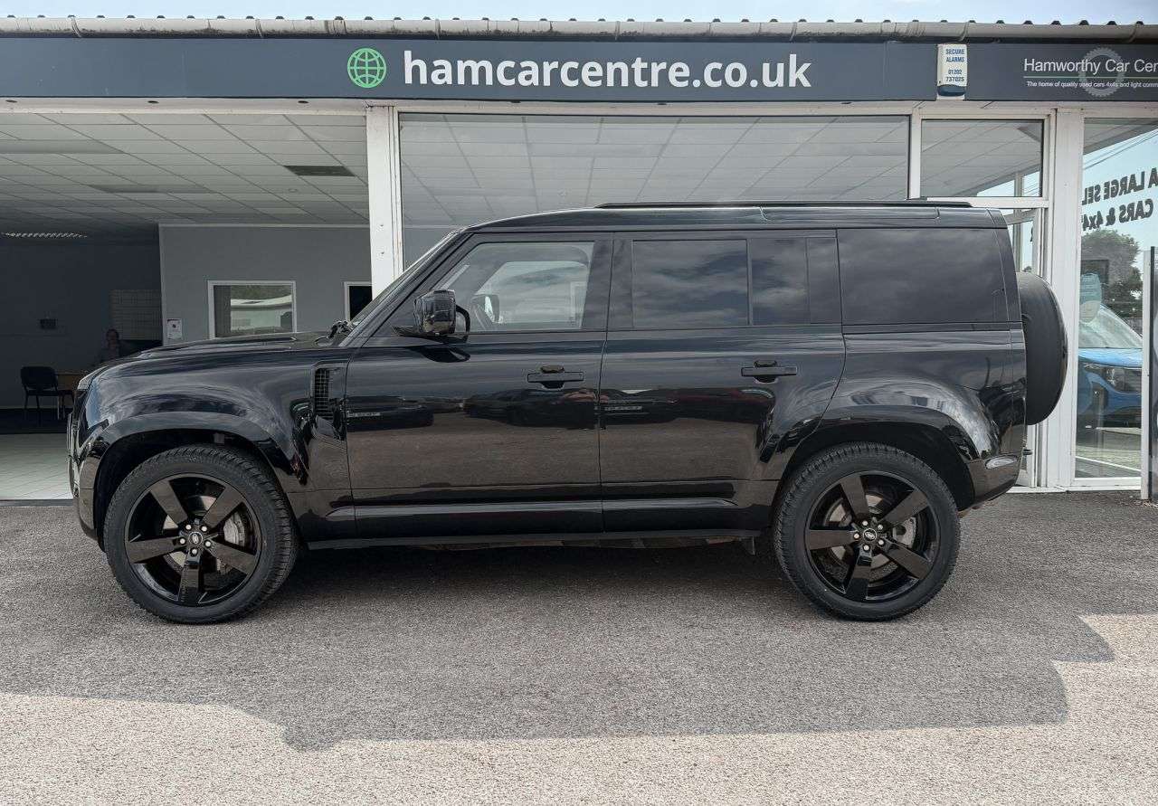 2023 LAND ROVER DEFENDER 110 2023 LAND ROVER DEFENDER 110