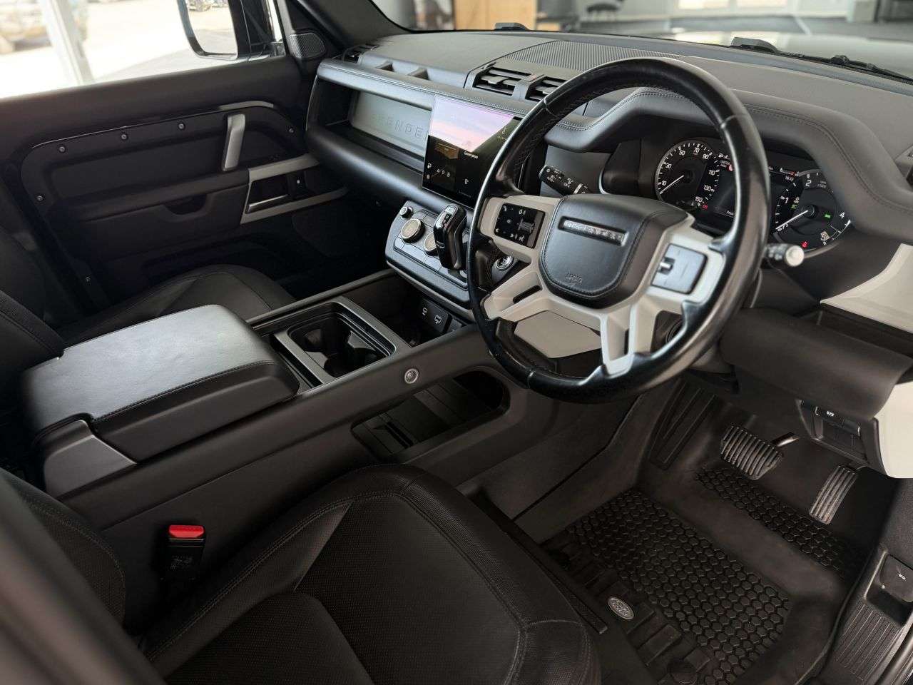 2023 LAND ROVER DEFENDER 110 2023 LAND ROVER DEFENDER 110