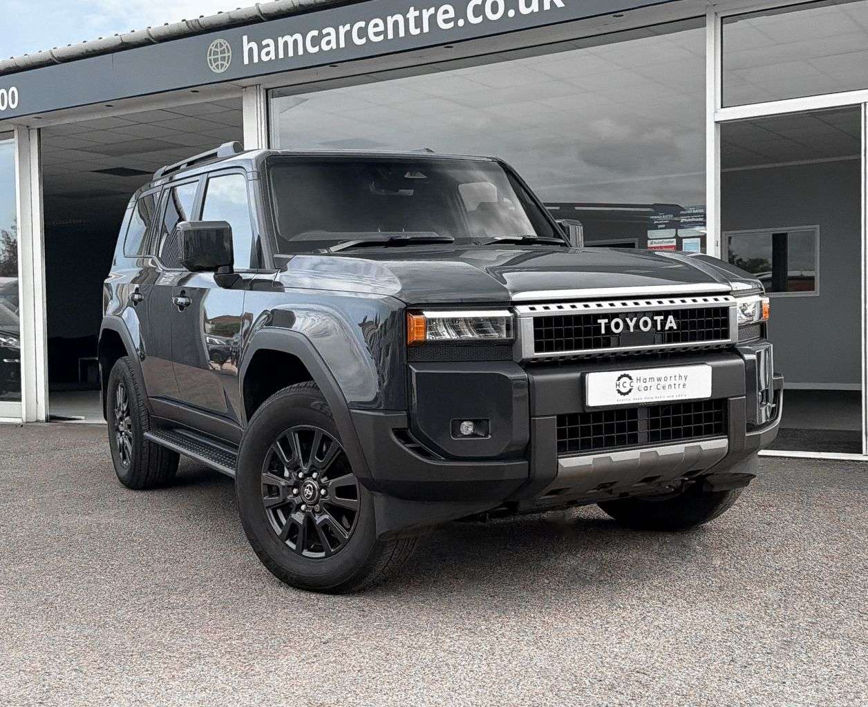 A 2025 TOYOTA LAND CRUISER 2.8D Panel Van *5 SEATS* Diesel Auto 4WD LWB Euro 6 (204 ps) ADAPT CRUISE+R A 2025 TOYOTA LAND CRUISER 2.8D Panel Van *5 SEATS* Diesel Auto 4WD LWB Euro 6 (204 ps) ADAPT CRUISE+R