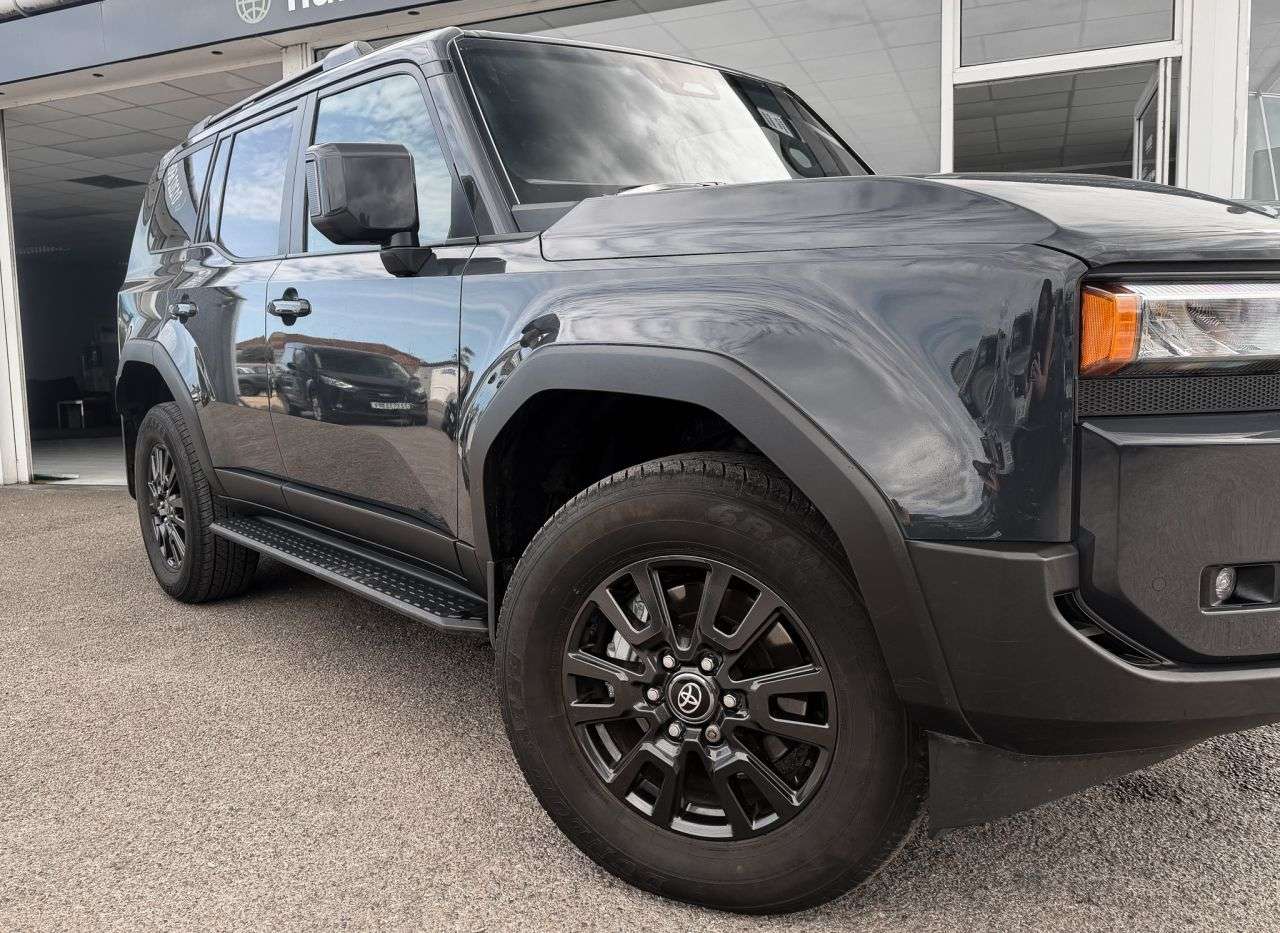2025 TOYOTA LAND CRUISER 2025 TOYOTA LAND CRUISER