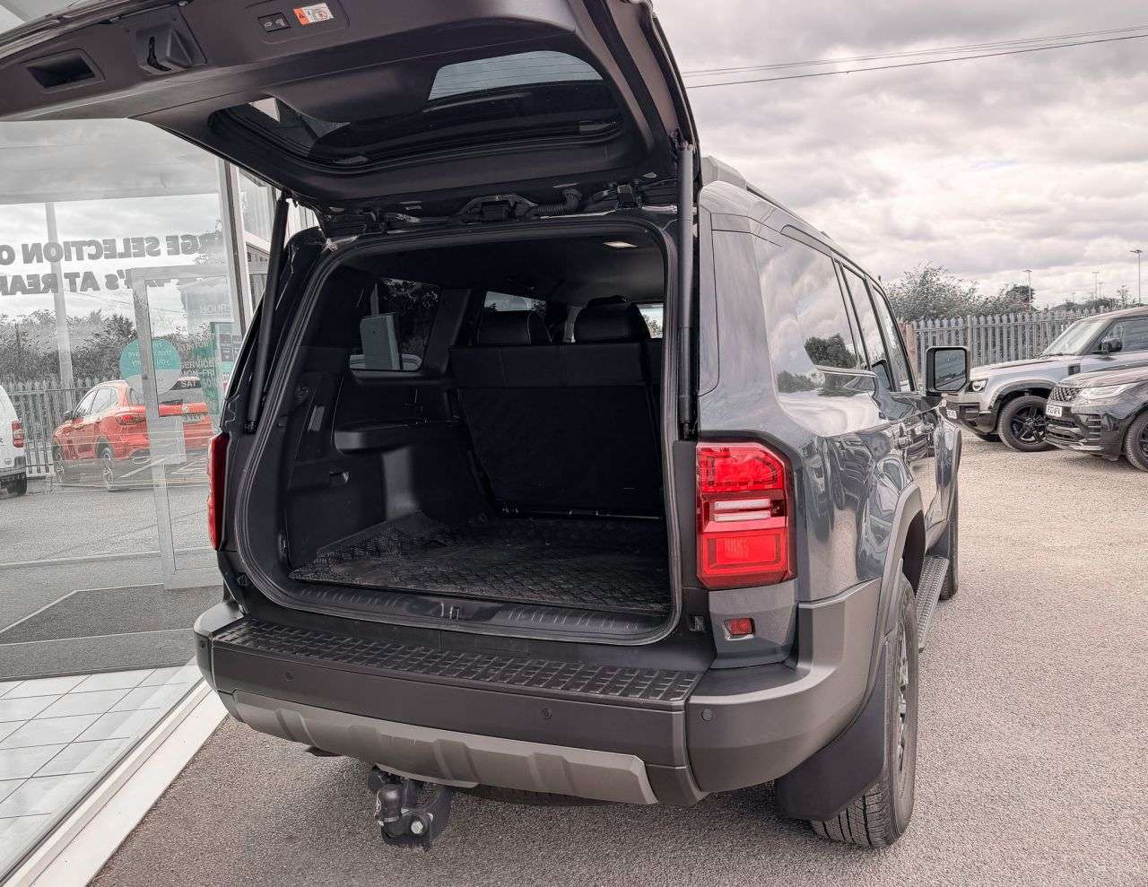 2025 TOYOTA LAND CRUISER 2025 TOYOTA LAND CRUISER