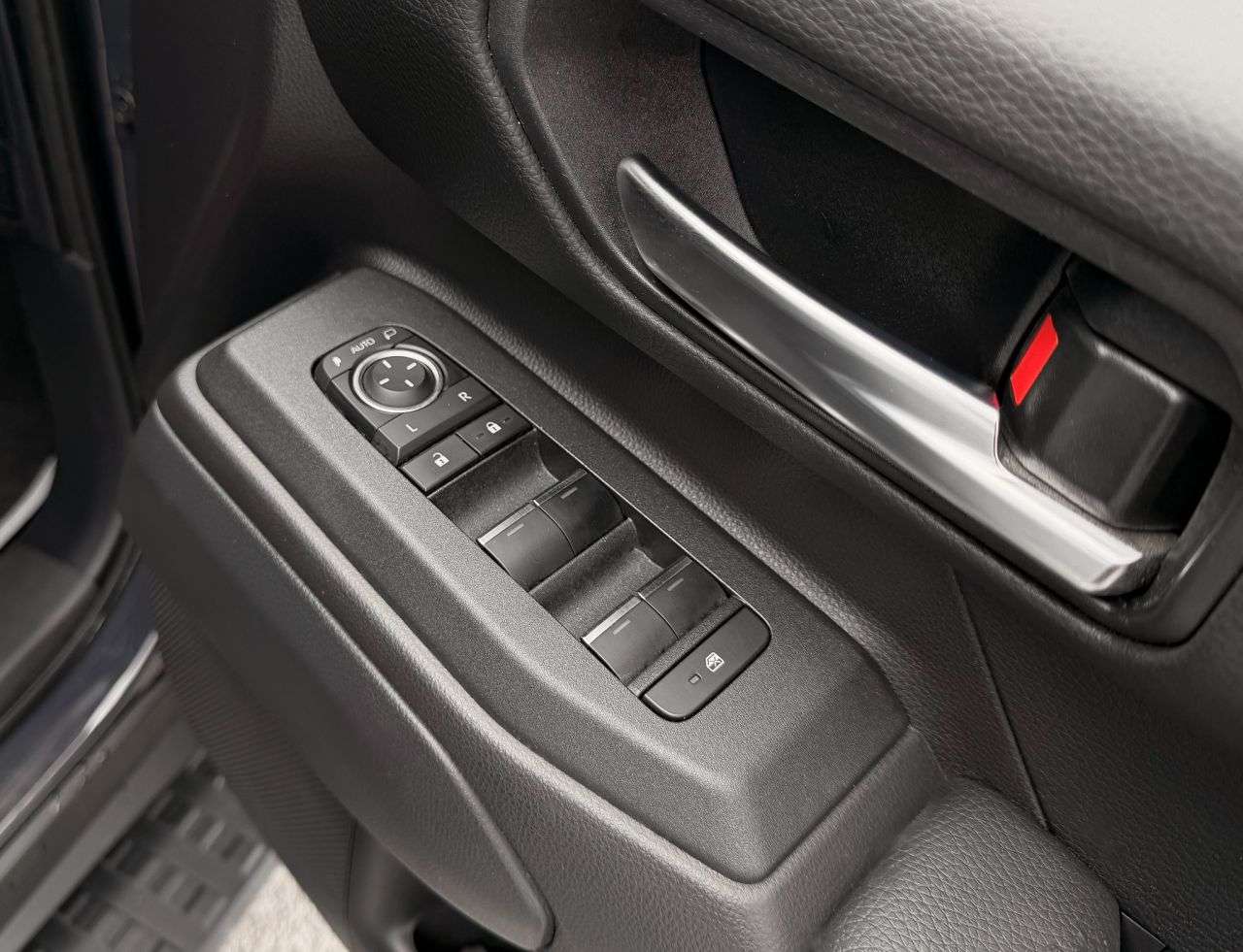2025 TOYOTA LAND CRUISER 2025 TOYOTA LAND CRUISER