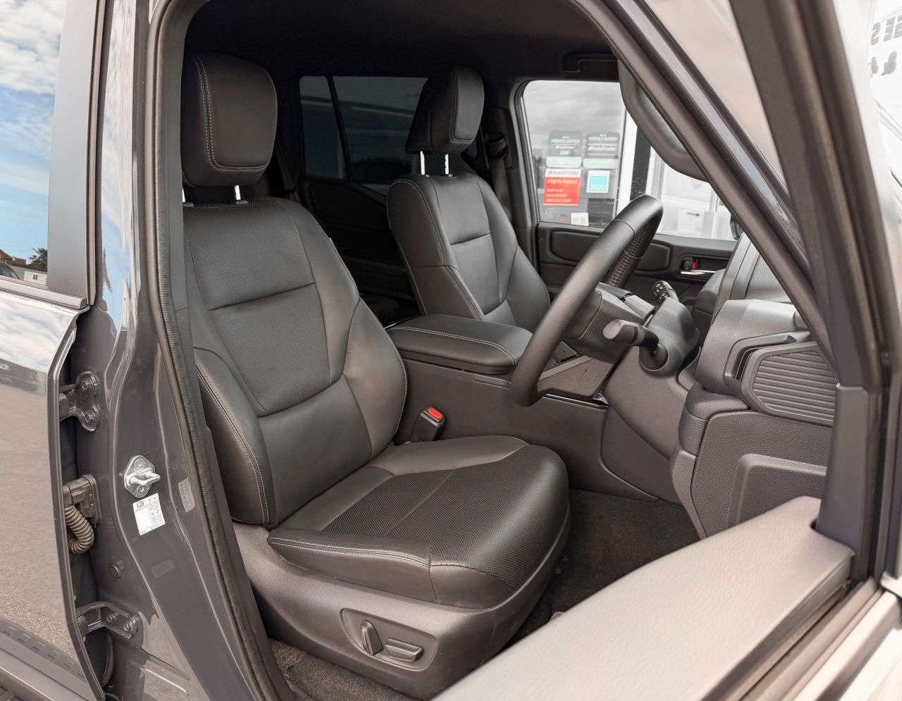 2025 TOYOTA LAND CRUISER 2025 TOYOTA LAND CRUISER