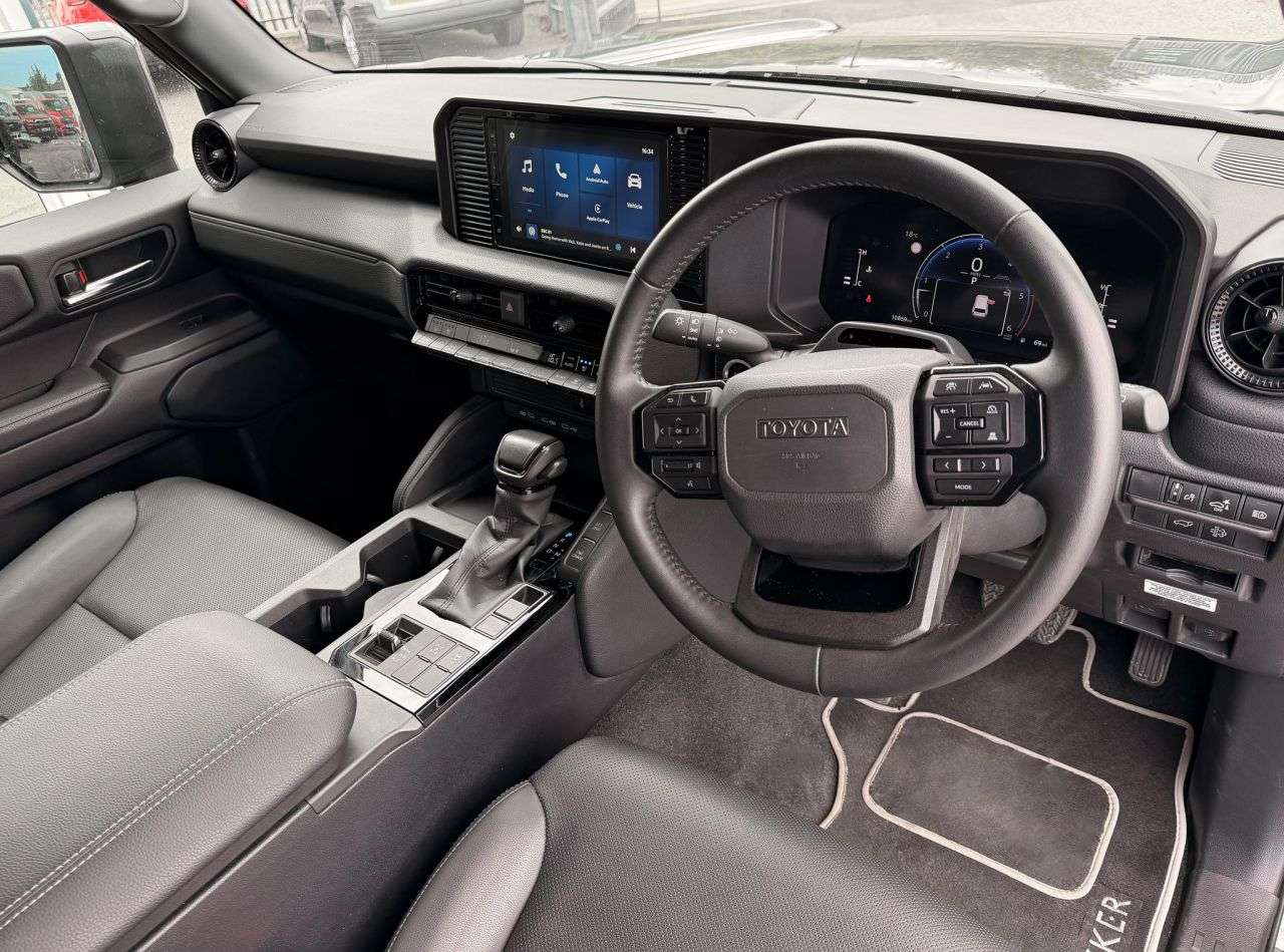 2025 TOYOTA LAND CRUISER 2025 TOYOTA LAND CRUISER