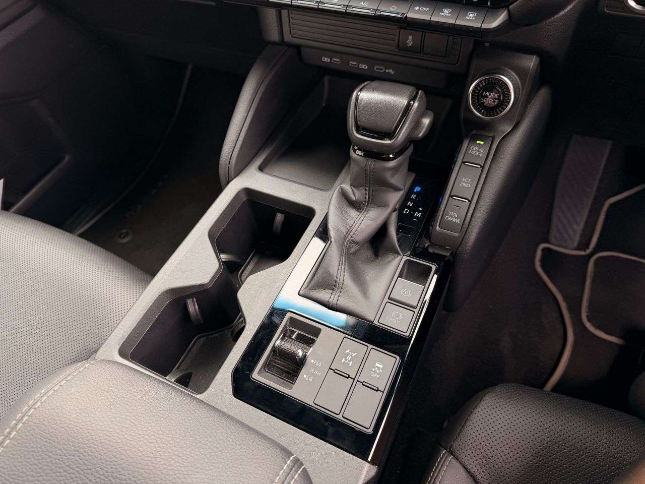 2025 TOYOTA LAND CRUISER 2025 TOYOTA LAND CRUISER