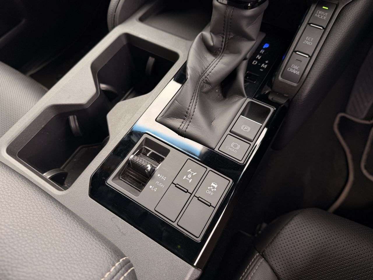 2025 TOYOTA LAND CRUISER 2025 TOYOTA LAND CRUISER