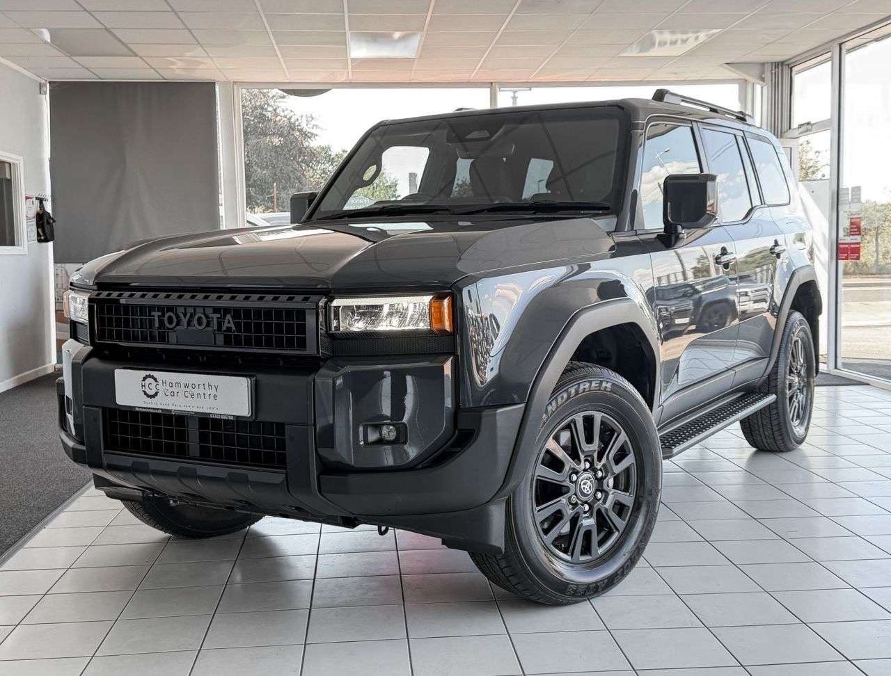 A 2025 TOYOTA LAND CRUISER 2.8D Panel Van *5 SEATS* Diesel Auto 4WD LWB Euro 6 (204 ps) ADAPT CRUISE+R A 2025 TOYOTA LAND CRUISER 2.8D Panel Van *5 SEATS* Diesel Auto 4WD LWB Euro 6 (204 ps) ADAPT CRUISE+R