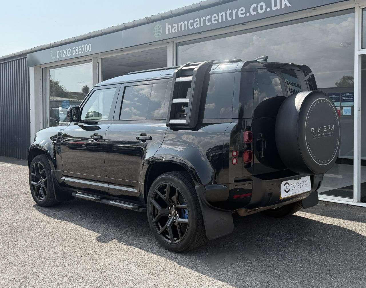 2022 LAND ROVER DEFENDER 110 2022 LAND ROVER DEFENDER 110