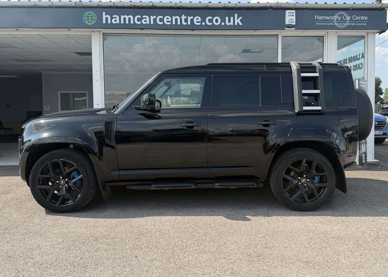 2022 LAND ROVER DEFENDER 110 2022 LAND ROVER DEFENDER 110